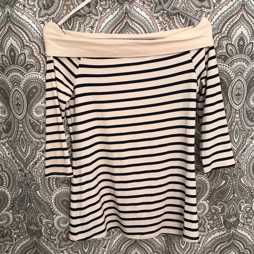Over the shoulder Shirt